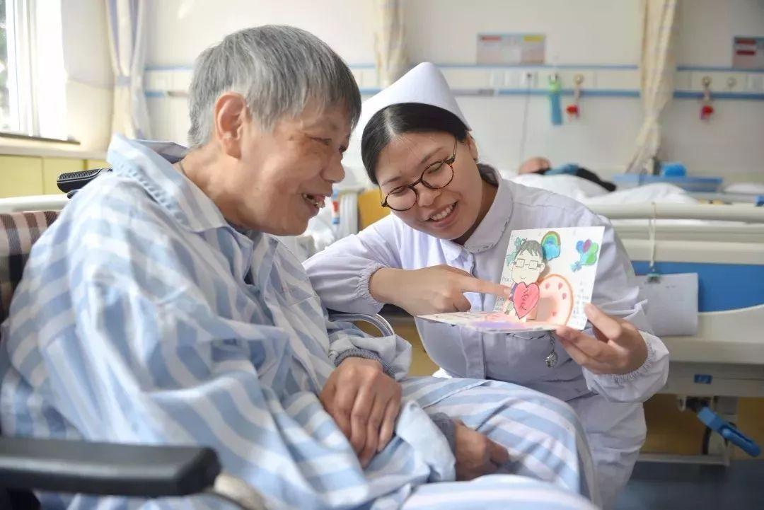 护理App.jpg 成都App开发